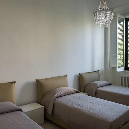 Venetian 住宿加早餐酒店 莱切